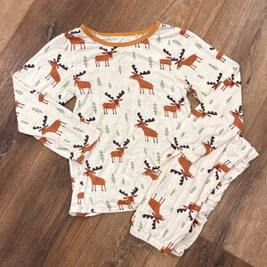 Bestaroo Moose Matching Pajama Set Modal Christmas Winter Holiday Size 5 Boy
